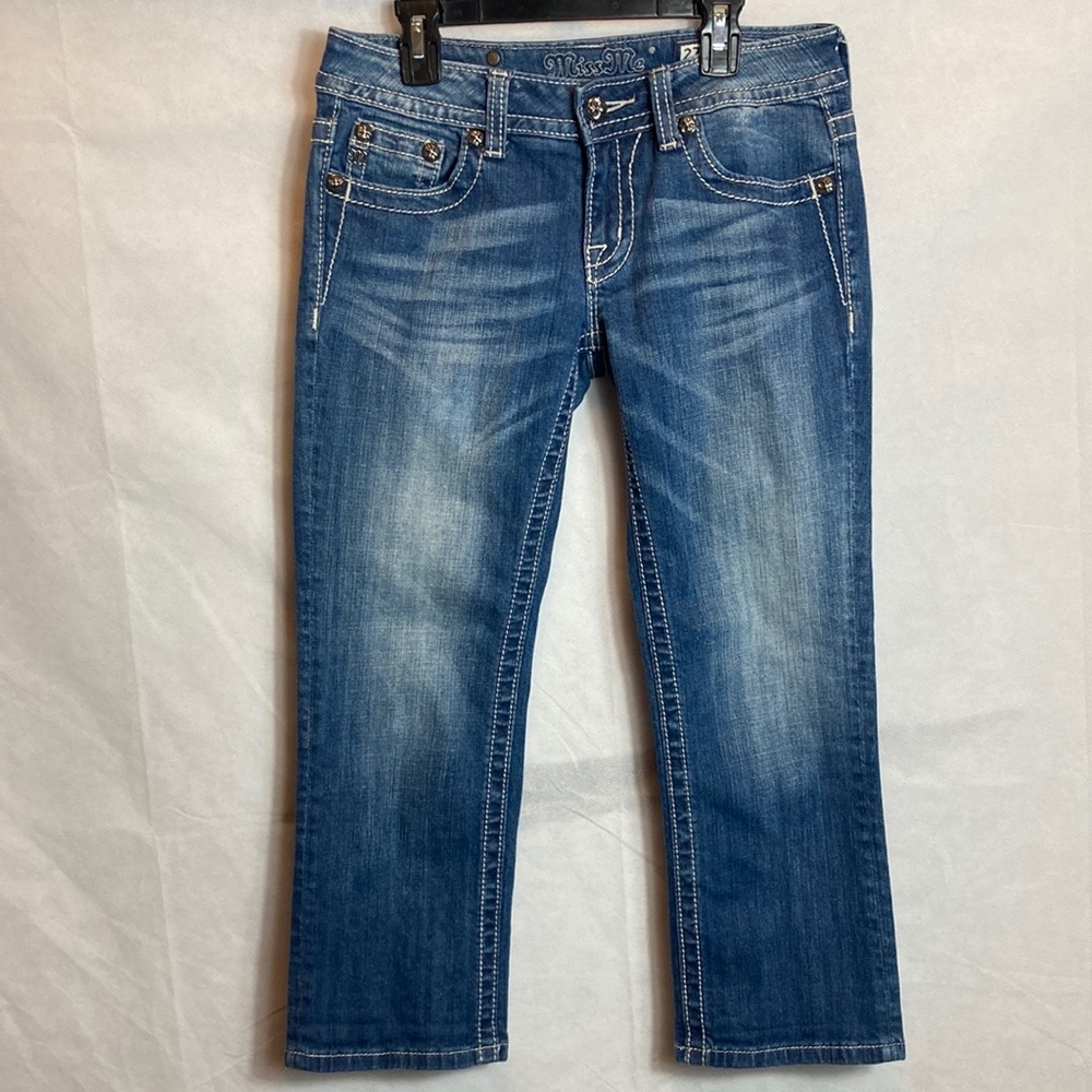 ☀️Miss Me Distressed Capri Denim